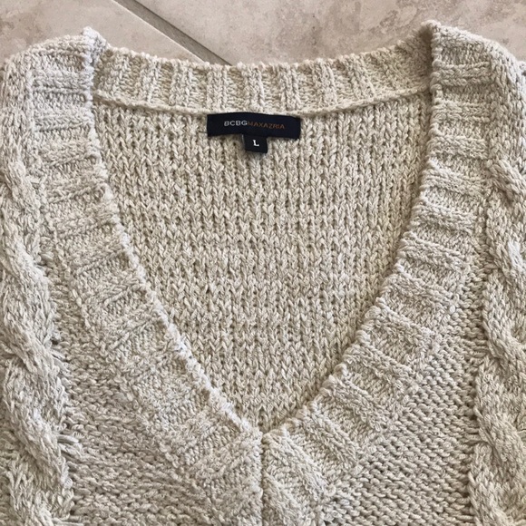 BCBG MAXAZRIA SWEATER - Picture 7 of 11
